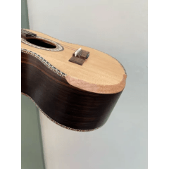 Cavavo Malibu Eletrico Spruce Solido Mc20se E